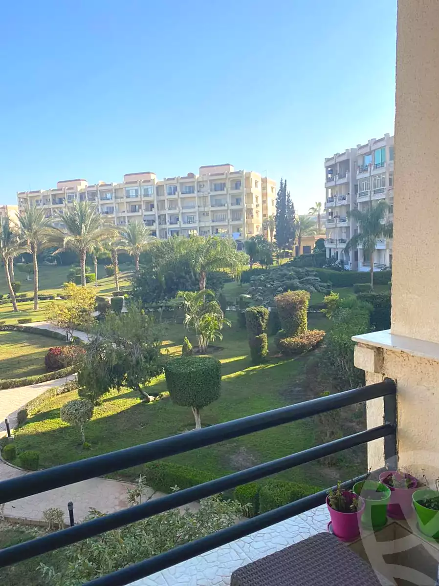 https://aqarmap.com.eg/ar/listing/7281498-for-sale-cairo-el-sheikh-zayed-city-compounds-zayed-2000
