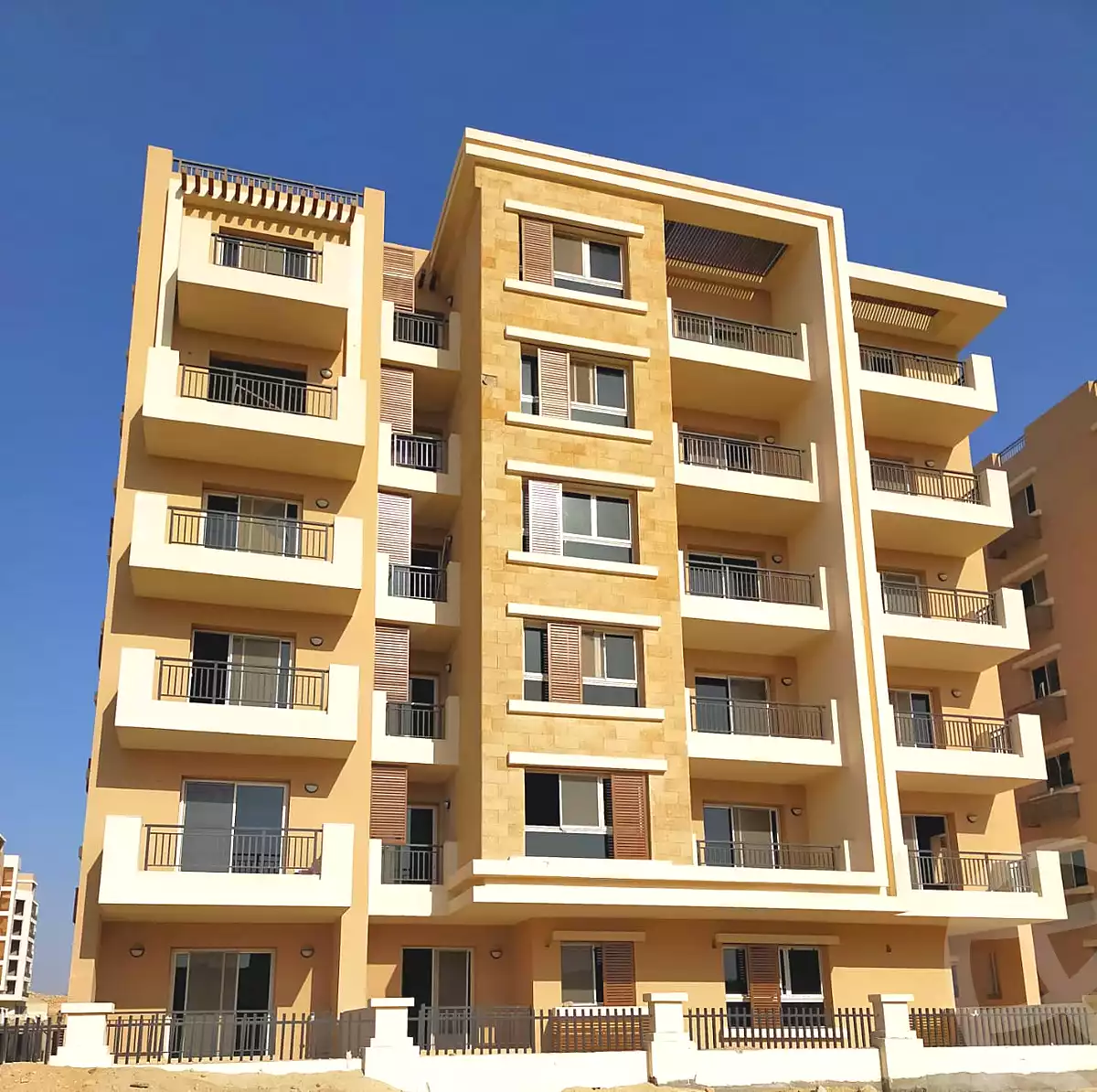 https://aqarmap.com.eg/ar/listing/7281638-for-sale-cairo-new-cairo-compounds-tag-city-origami-gardens-taj-city-compound