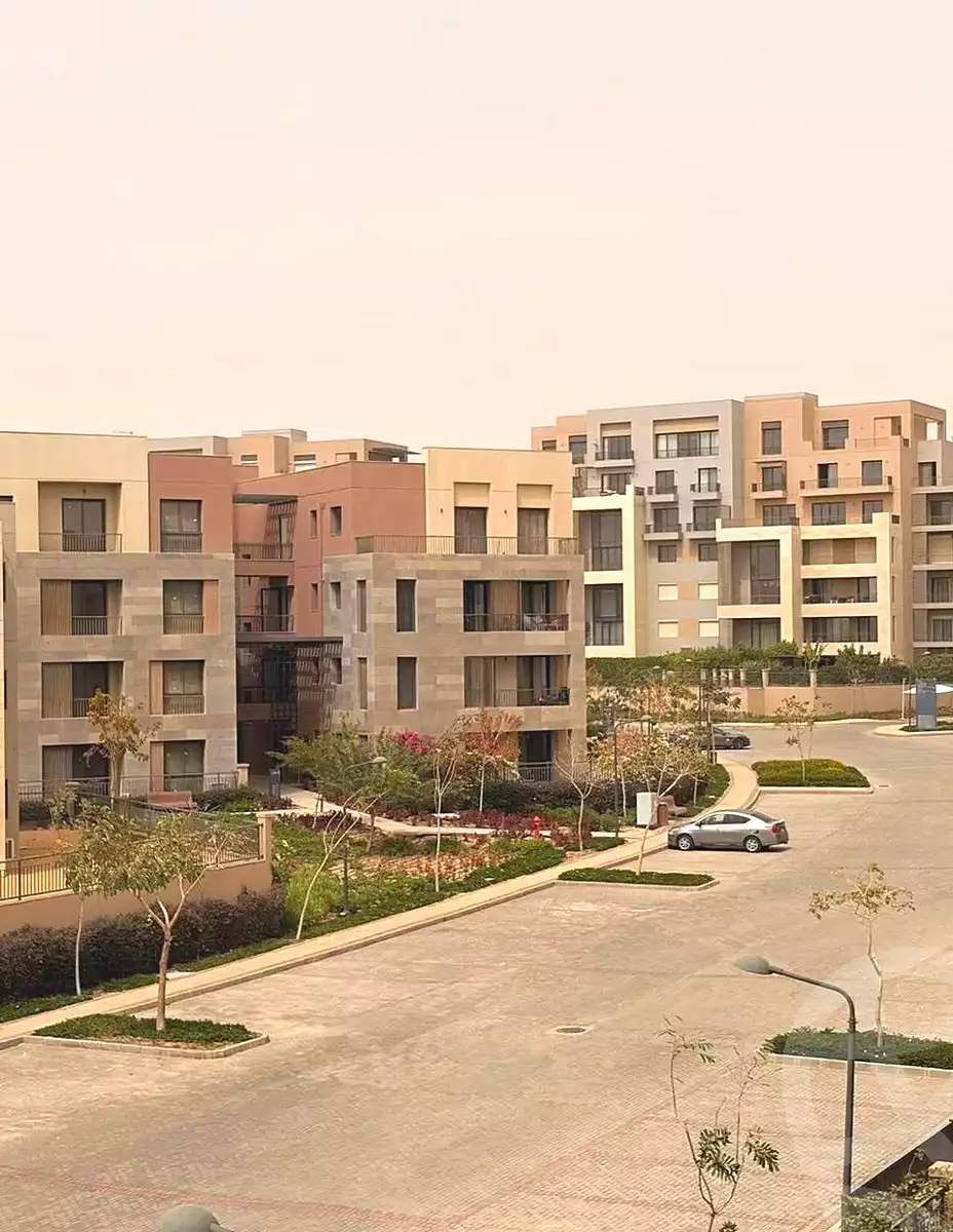 https://aqarmap.com.eg/ar/listing/7281753-for-sale-cairo-new-cairo-compounds-district-5-d-park-district-5-compound-marakez