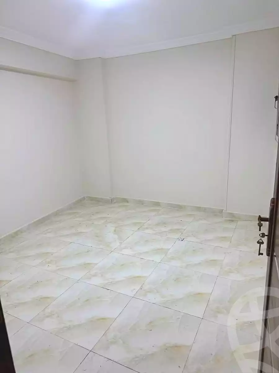 https://aqarmap.com.eg/en/listing/7281899-for-sale-alexandria-al-agamy-el-hanouvel