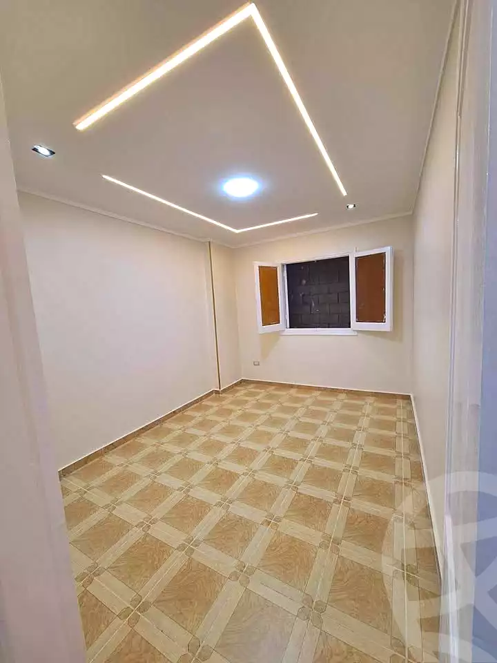 https://aqarmap.com.eg/ar/listing/7282205-for-sale-alexandria-sydy-bshr-sydy-bshr-bhry-shr-mhmwd-l-yswy