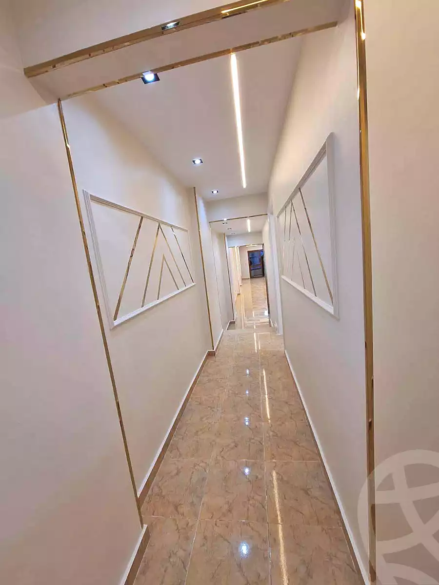 https://aqarmap.com.eg/ar/listing/7282270-for-sale-alexandria-sydy-bshr-sydy-bshr-bhry-shr-mhmwd-l-yswy