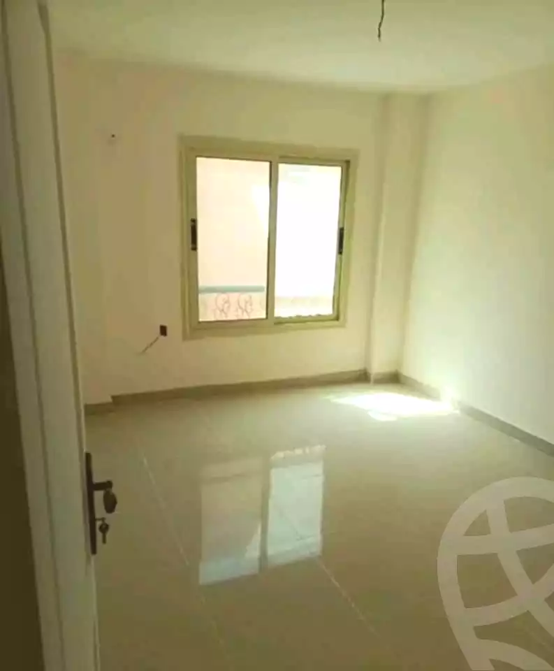 https://aqarmap.com.eg/ar/listing/7282296-for-sale-cairo-new-cairo-compounds-kemet-compound