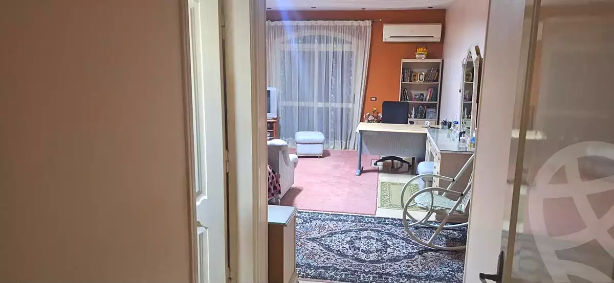 https://aqarmap.com.eg/ar/listing/7282309-for-sale-cairo-new-cairo-compounds-diplomats-compound