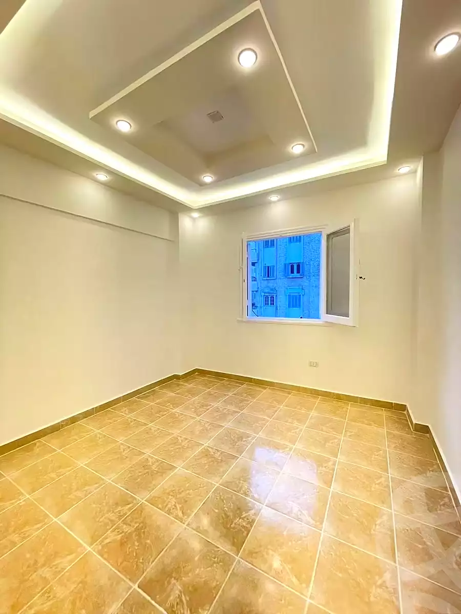 https://aqarmap.com.eg/en/listing/7282350-for-sale-alexandria-al-agamy-shataa-el-nakheel
