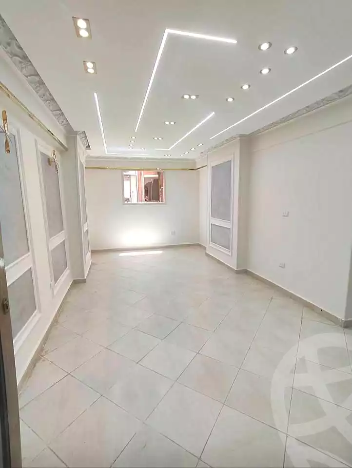 https://aqarmap.com.eg/ar/listing/7282495-for-sale-alexandria-el-asafra-l-sfr-bhry