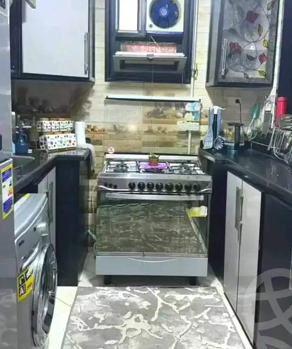 https://aqarmap.com.eg/ar/listing/7282746-for-sale-alexandria-el-asafra-shr-45