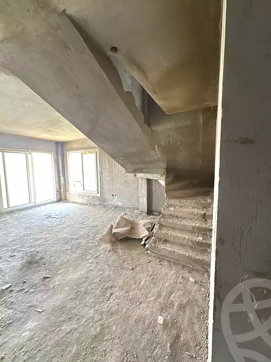 https://aqarmap.com.eg/ar/listing/7282819-for-sale-cairo-new-cairo-compounds-stwn-ryzydns-by-ar-y-llttwyr