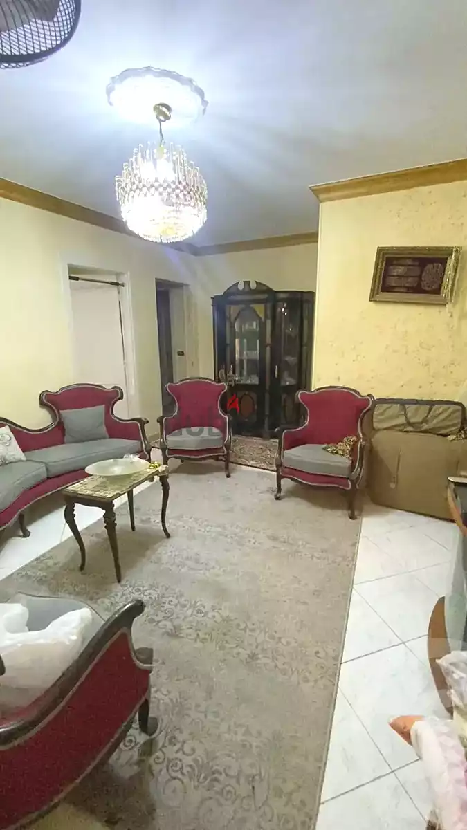 https://aqarmap.com.eg/en/listing/7283003-for-rent-cairo-6th-of-october-lhsry
