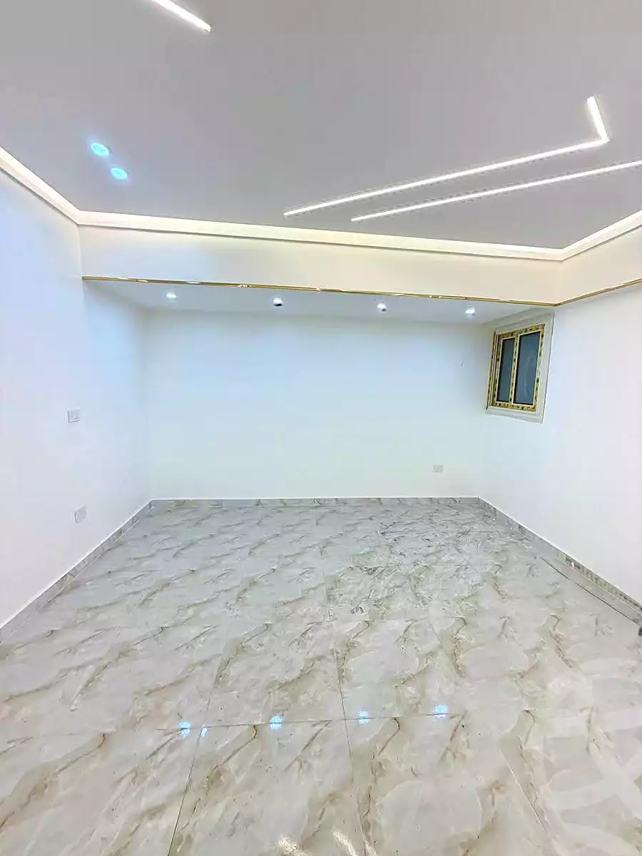 https://aqarmap.com.eg/ar/listing/7283143-for-sale-alexandria-sydy-bshr-sydy-bshr-bhry-shr-khld-bn-lwlyd