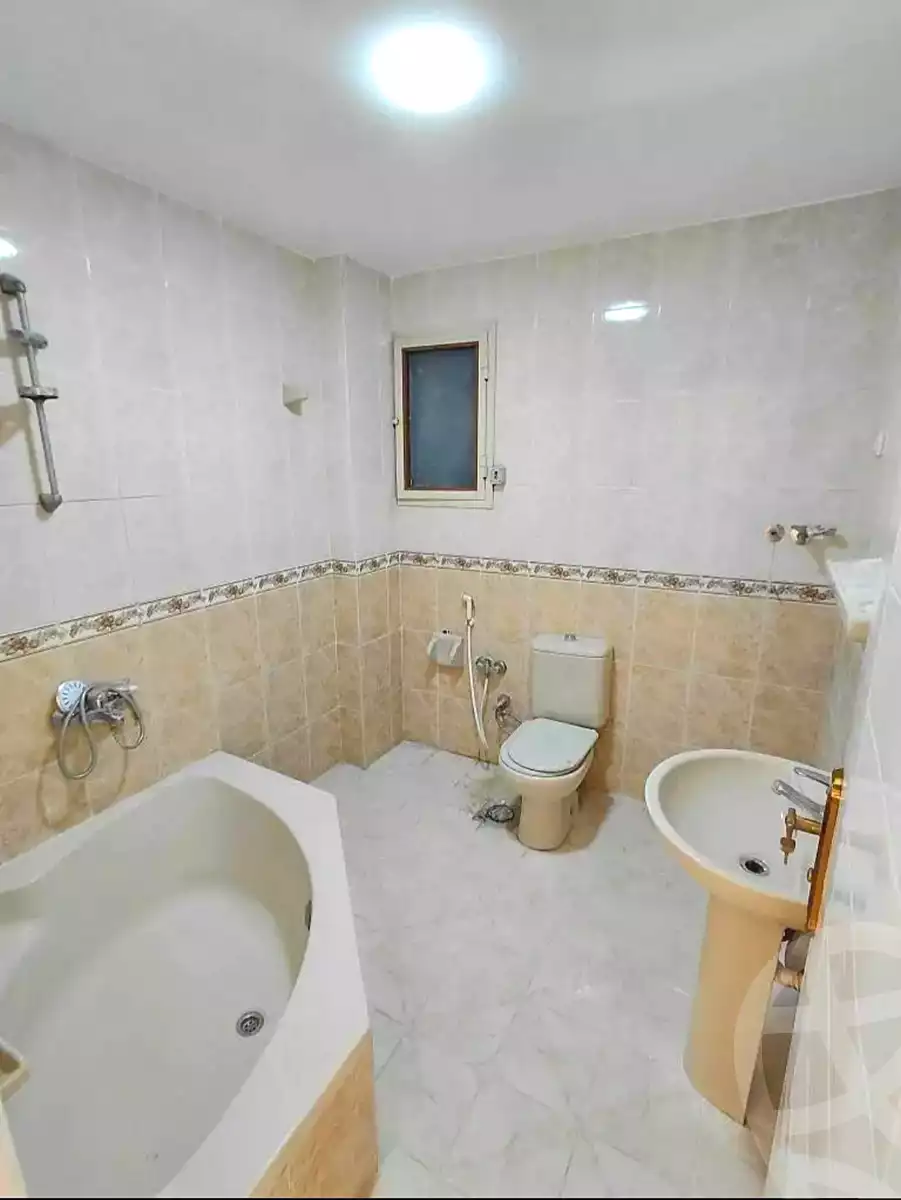 https://aqarmap.com.eg/en/listing/7283237-for-sale-alexandria-sydy-bshr-sydy-bshr-bhry