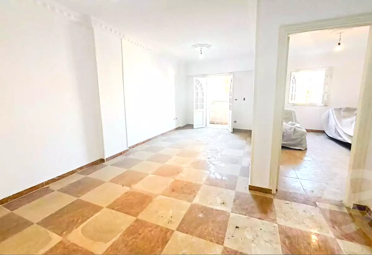 https://aqarmap.com.eg/ar/listing/7283784-for-sale-alexandria-lsywf-el-seyouf-bahri-abd-el-salam-aref-st