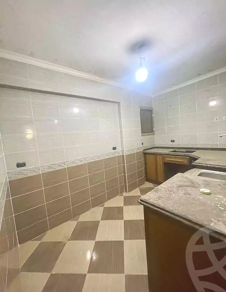 https://aqarmap.com.eg/ar/listing/7283947-for-sale-alexandria-al-agamy-lbytsh-el-saleheen-mosque-st