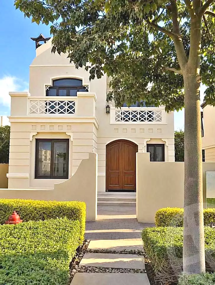 https://aqarmap.com.eg/ar/listing/7283981-for-sale-cairo-new-cairo-compounds-hyde-park-centre-ville-hyde-park