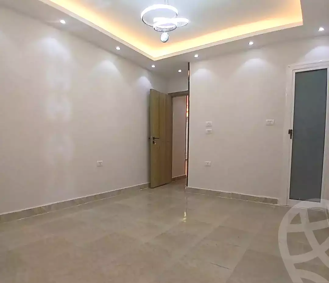 https://aqarmap.com.eg/ar/listing/7284071-for-sale-alexandria-al-agamy-lbytsh-bianchiii