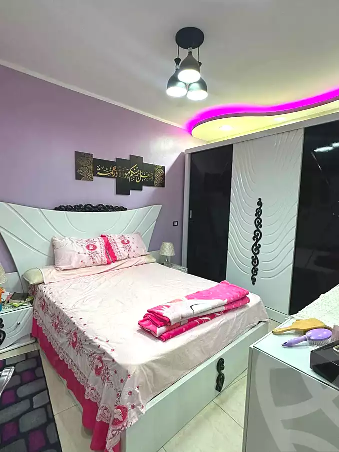 https://aqarmap.com.eg/en/listing/7284188-for-sale-cairo-el-haram-shareaa-khatem-el-morsalen