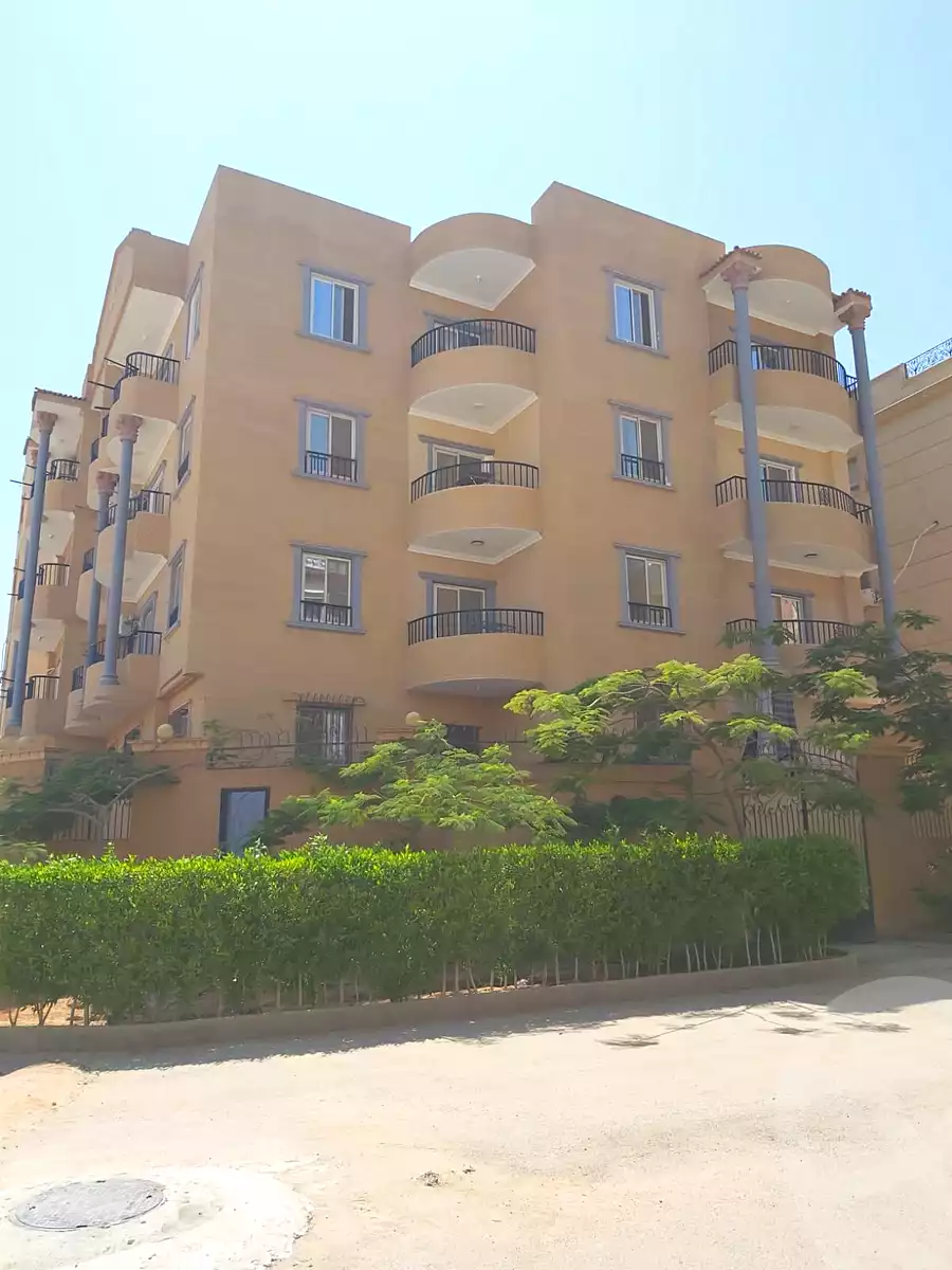 https://aqarmap.com.eg/ar/listing/7284410-for-rent-cairo-6th-of-october-el-tawsaat-el-shamalya-hy-2000-qt