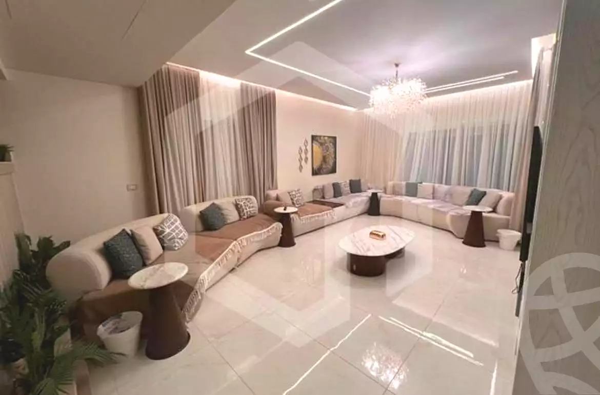 https://aqarmap.com.eg/ar/listing/7284508-for-sale-cairo-new-cairo-compounds-tag-city-shalya-taj-city