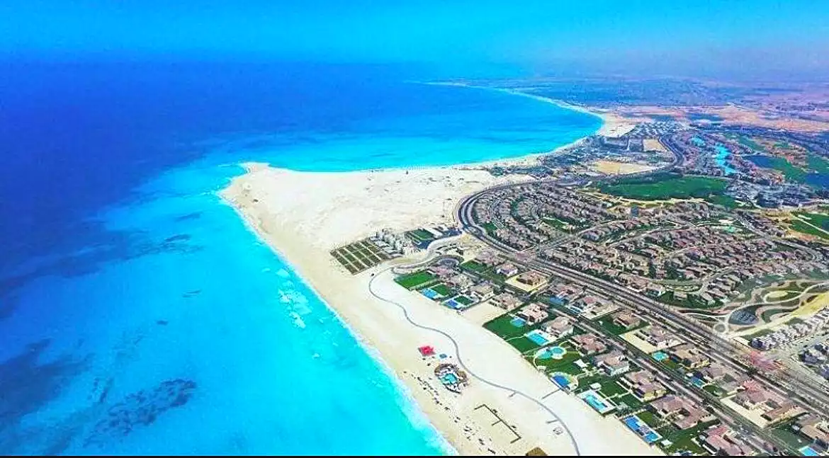 https://aqarmap.com.eg/ar/listing/7284508-for-sale-cairo-new-cairo-compounds-tag-city-shalya-taj-city