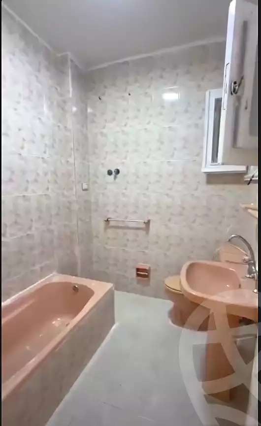 https://aqarmap.com.eg/en/listing/7284898-for-sale-alexandria-al-agamy-shataa-el-nakheel