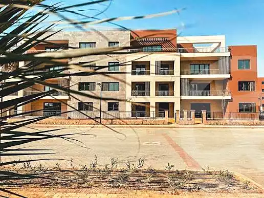 https://aqarmap.com.eg/ar/listing/7285176-for-sale-cairo-new-cairo-compounds-district-5-club-residence-apartments-district-5
