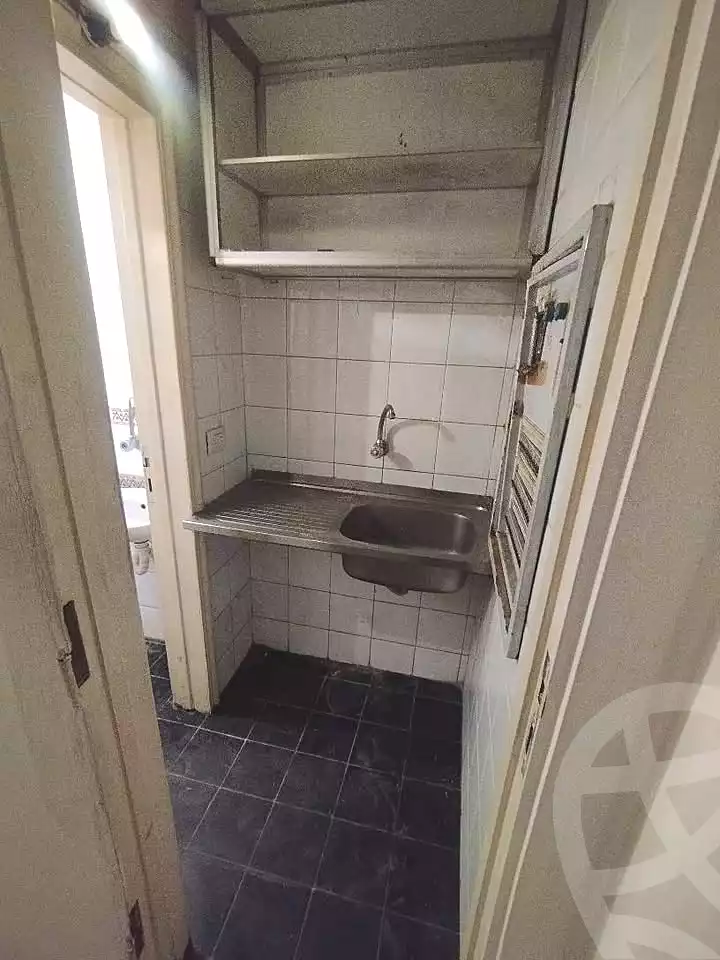 https://aqarmap.com.eg/en/listing/7285258-for-sale-alexandria-ganaklis-shr-bw-qyr-tryq-lhry