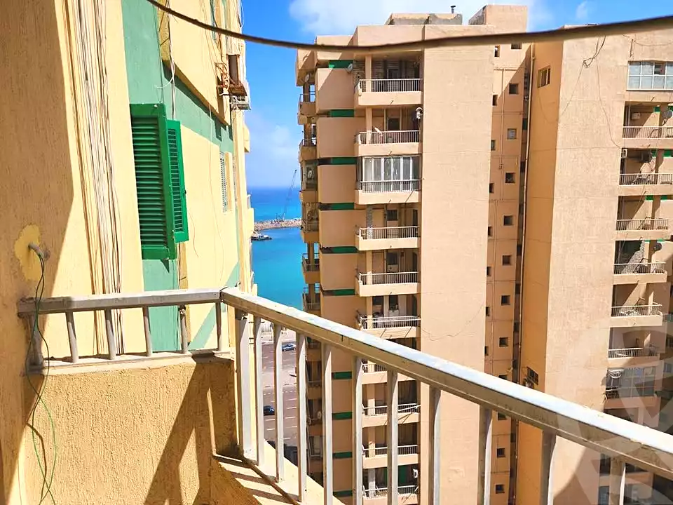 https://aqarmap.com.eg/ar/listing/7285306-for-sale-alexandria-sydy-bshr