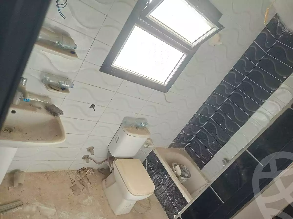 https://aqarmap.com.eg/ar/listing/7285270-for-sale-alexandria-al-agamy-bw-ywsf