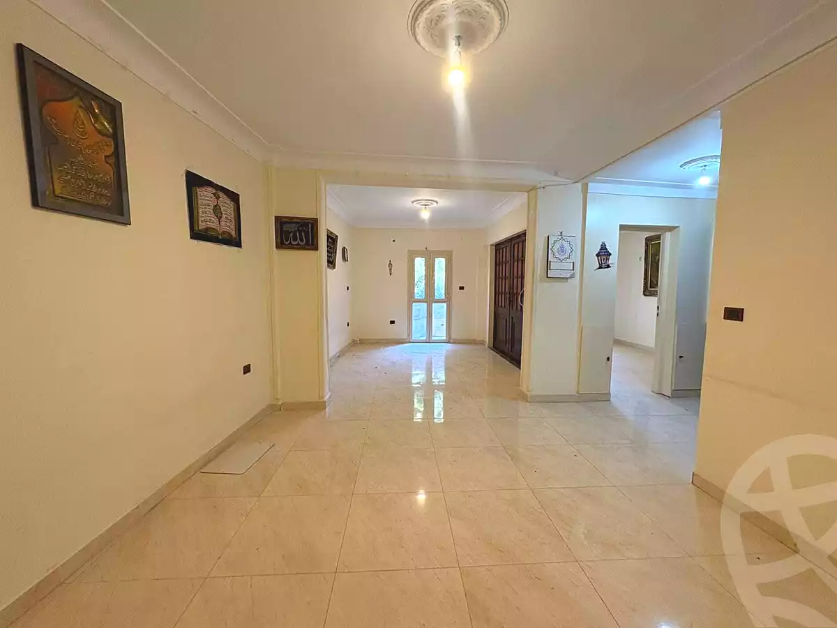 https://aqarmap.com.eg/en/listing/7285573-for-rent-alexandria-lauran-shr-srhnk