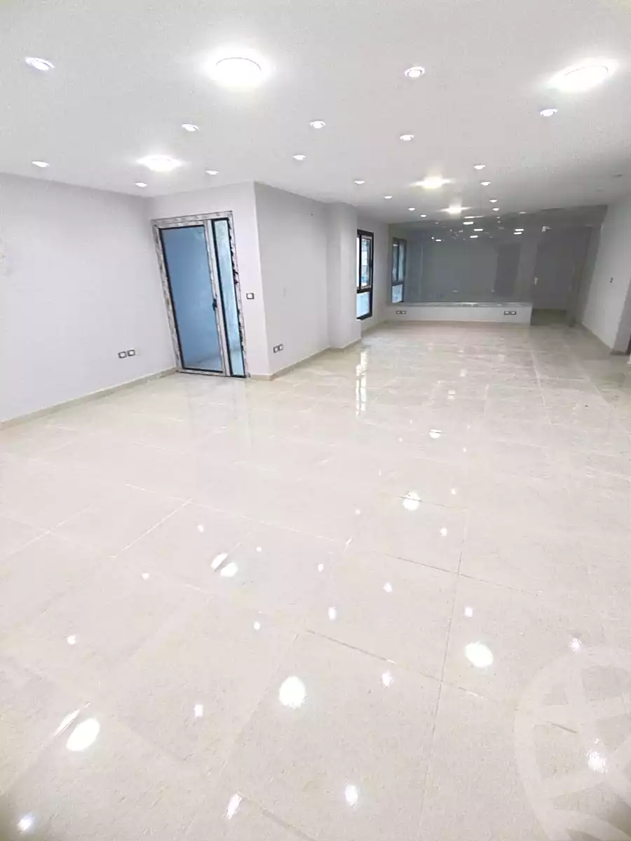 https://aqarmap.com.eg/ar/listing/7285582-for-rent-cairo-el-maadi-compounds-rayhanah-plaza