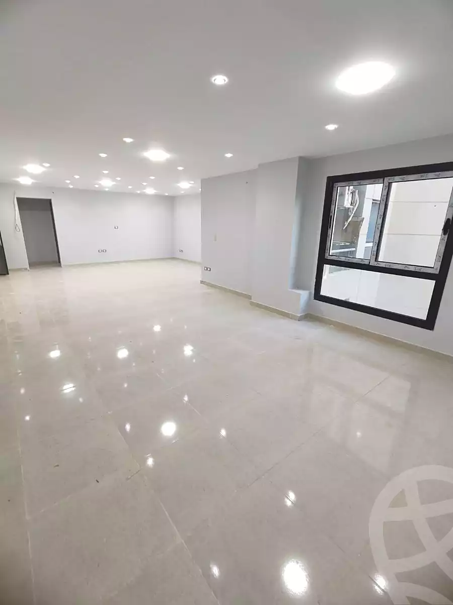 https://aqarmap.com.eg/ar/listing/7285582-for-rent-cairo-el-maadi-compounds-rayhanah-plaza