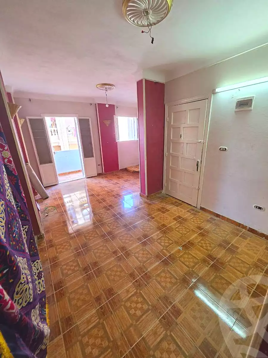 https://aqarmap.com.eg/en/listing/7285654-for-rent-alexandria-el-montazah-al-gameya-st