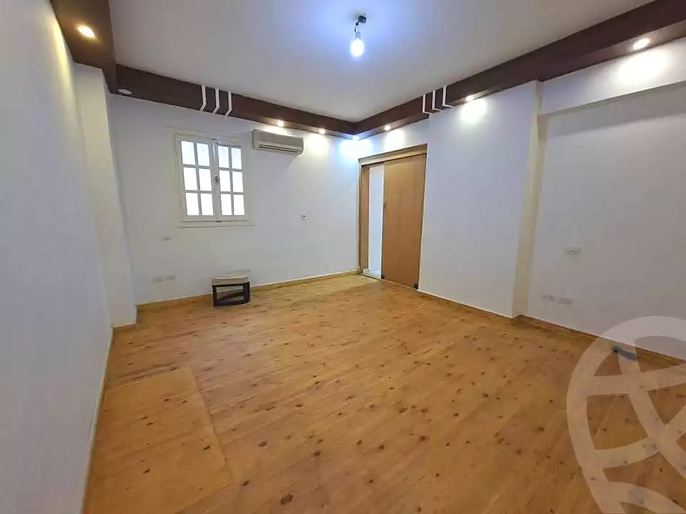https://aqarmap.com.eg/en/listing/7285893-for-sale-alexandria-ganaklis