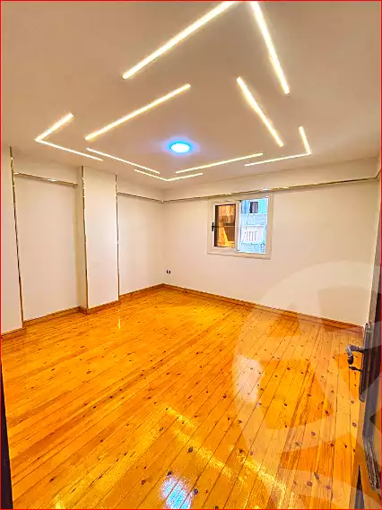 https://aqarmap.com.eg/ar/listing/7285869-for-sale-alexandria-sydy-bshr-sydy-bshr-bhry-shr-lsg-mhmd-bd-lslm