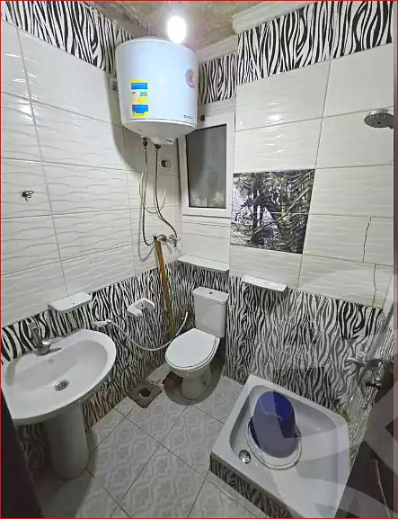 https://aqarmap.com.eg/ar/listing/7285998-for-sale-alexandria-miami-el-gaish-rd-st