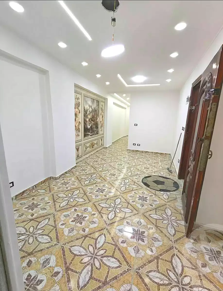 https://aqarmap.com.eg/ar/listing/7286664-for-sale-alexandria-el-asafra-shr-45