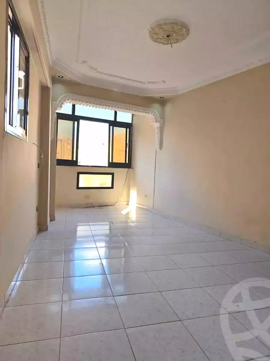 https://aqarmap.com.eg/en/listing/7286731-for-rent-alexandria-sydy-bshr