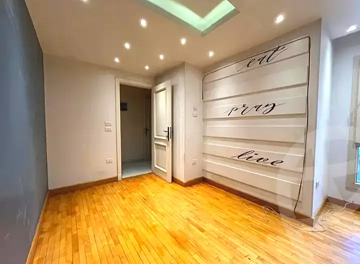 https://aqarmap.com.eg/ar/listing/7286752-for-rent-alexandria-smouha-mohammed-fawzi-moaz-st