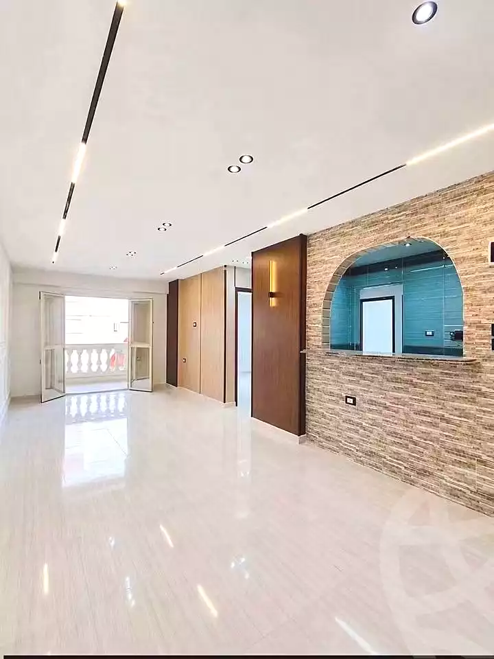 https://aqarmap.com.eg/en/listing/7286792-for-sale-alexandria-al-agamy-lbytsh-el-saleheen-mosque-st