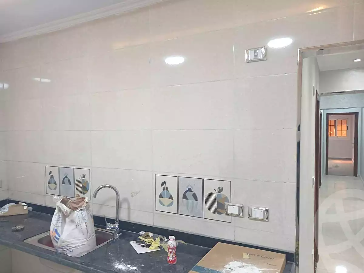https://aqarmap.com.eg/ar/listing/7286995-for-sale-cairo-helwan-mostafa-fahmy-st