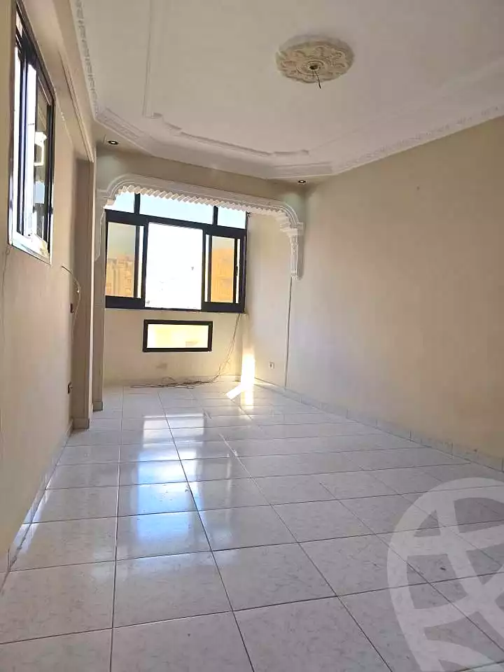 https://aqarmap.com.eg/ar/listing/7287087-for-rent-alexandria-lsywf-el-seyouf-bahri-abd-al-hadi-al-gazar-zayna-st