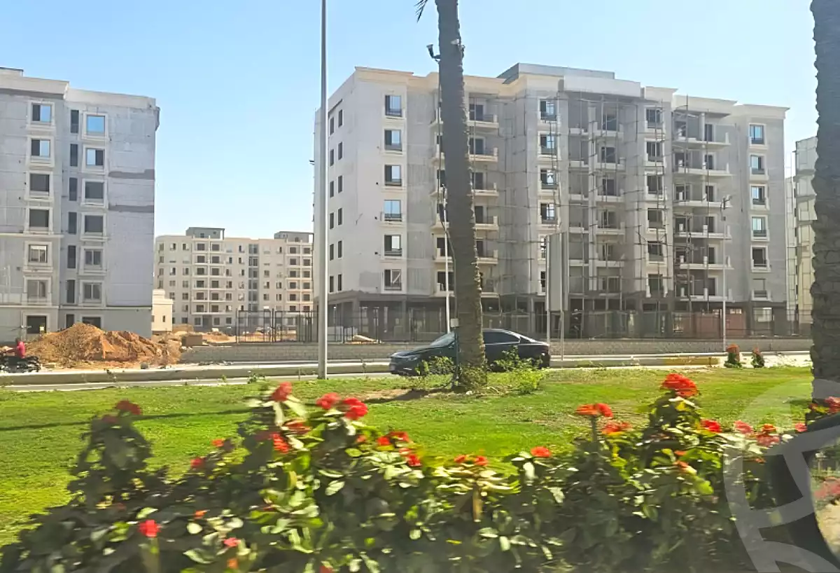 https://aqarmap.com.eg/ar/listing/7287016-for-sale-cairo-new-cairo-compounds-mayan-compound-stm