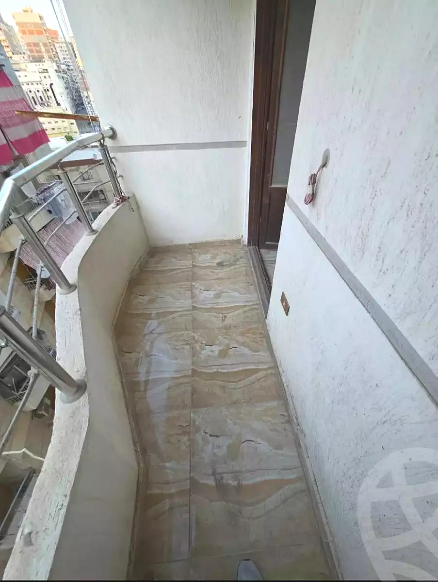 https://aqarmap.com.eg/ar/listing/7287294-for-sale-alexandria-sydy-bshr-sydy-bshr-bhry-mohammed-youssef-ghaly-st