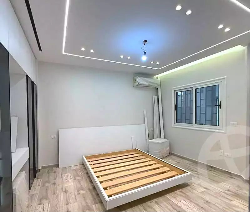 https://aqarmap.com.eg/ar/listing/7287542-for-sale-cairo-el-sheikh-zayed-city-compounds-zayed-heights-compound