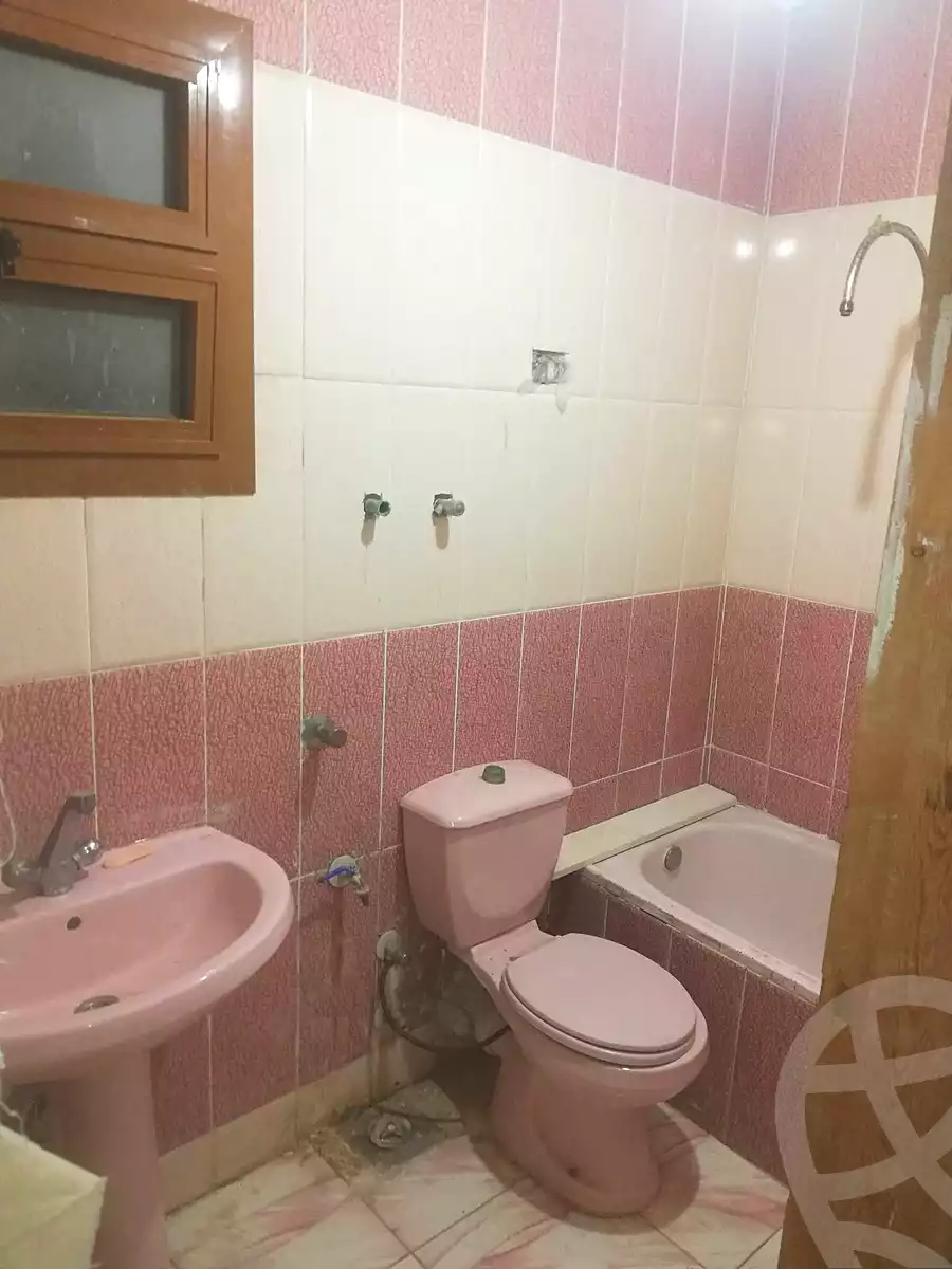 https://aqarmap.com.eg/ar/listing/7287651-for-sale-alexandria-al-agamy-lbytsh-shahr-al-assal-st