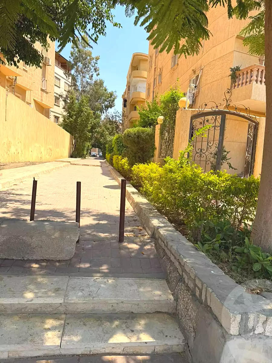 https://aqarmap.com.eg/en/listing/7287699-for-sale-cairo-el-sheikh-zayed-city-el-hay-elsades-ashaer