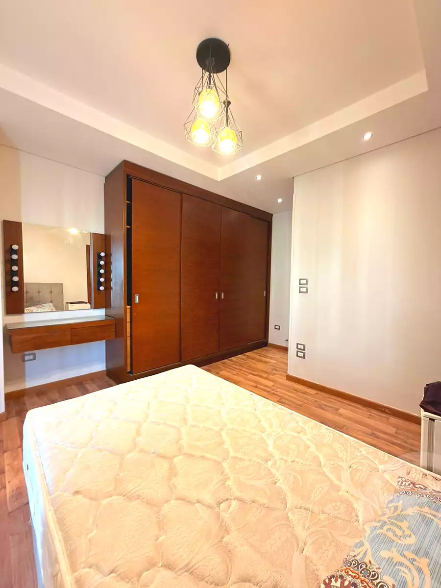 https://aqarmap.com.eg/en/listing/7287821-for-rent-cairo-el-sheikh-zayed-city-compounds-the-courtyard-mall-dorra