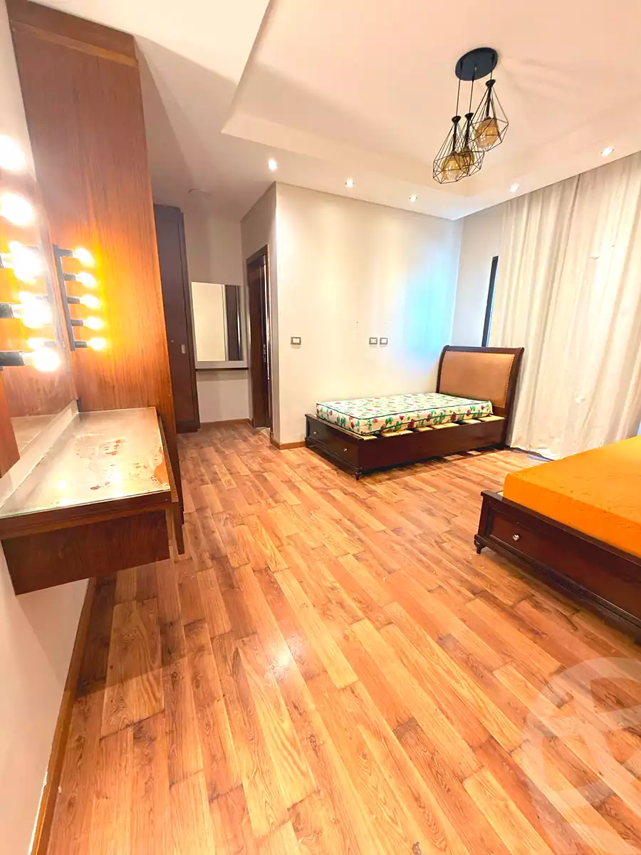 https://aqarmap.com.eg/en/listing/7287821-for-rent-cairo-el-sheikh-zayed-city-compounds-the-courtyard-mall-dorra