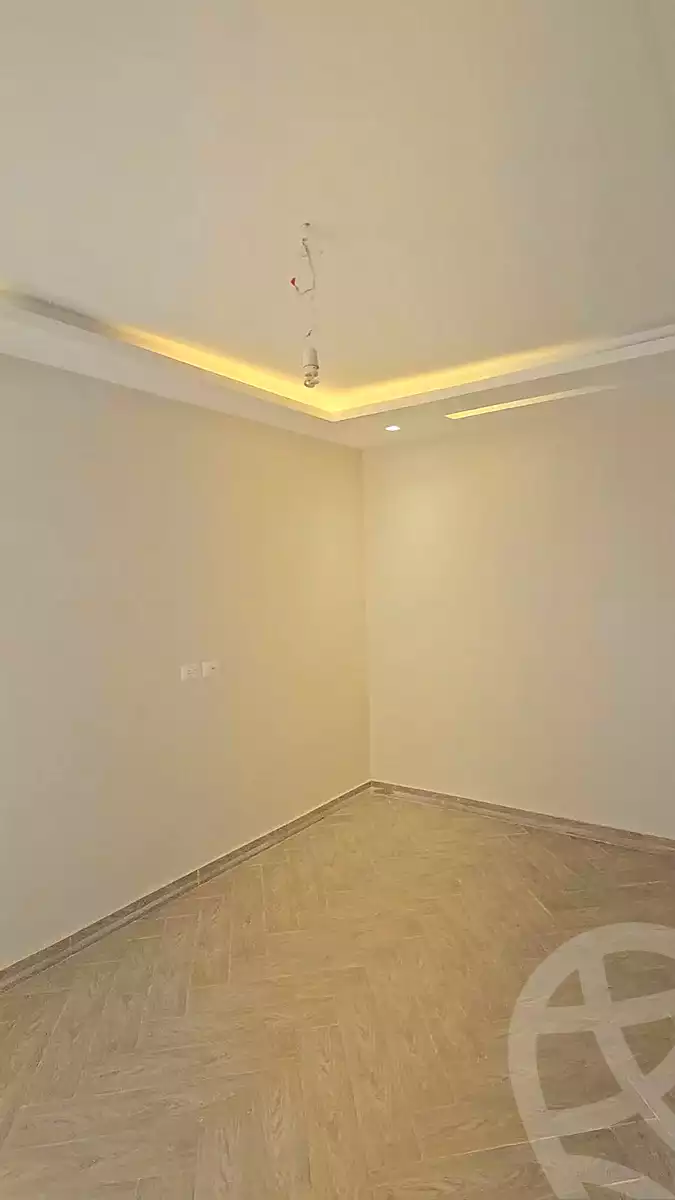 https://aqarmap.com.eg/ar/listing/7287832-for-rent-cairo-6th-of-october-el-ahyaa-neighborhood-4th-neighbourhood-1