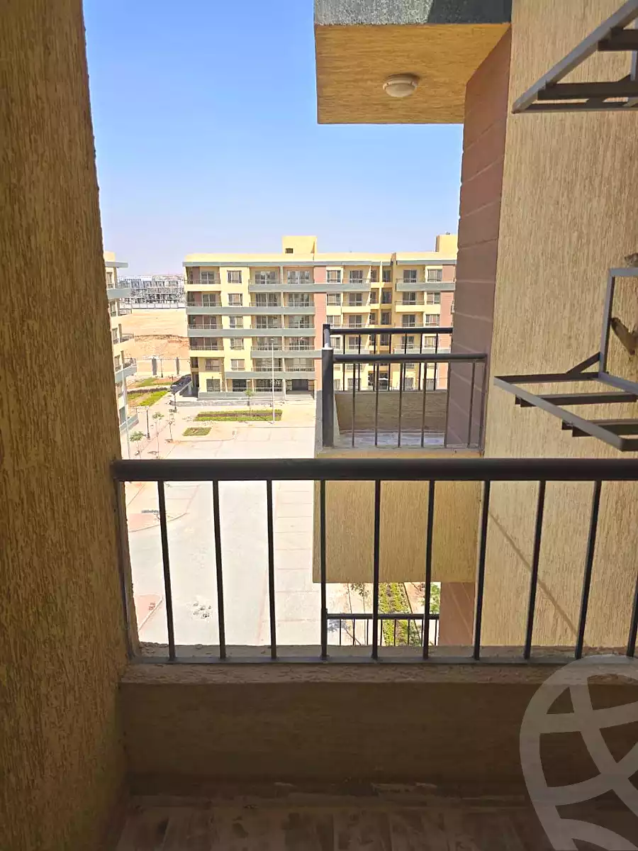https://aqarmap.com.eg/ar/listing/7287849-for-rent-cairo-6th-of-october-el-tawsaat-el-shamalya-hy-2000-qt